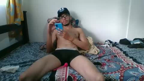 Julfigo online show from December 11, 2024, 11:51 am