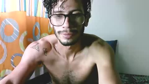 Julfigo online show from December 15, 2024, 2:59 pm