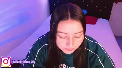  Juliana Torres  online show from January 14, 2025, 8:26 pm