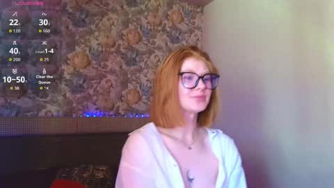 Snapshot of juli_ginger chatting on June 4, 2026, 6:30 am Julia online show from June 4, 2026, 6:30 am