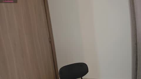 Snapshot of juli_hairy chatting on October 11, 2025, 2:04 pm Juli Modelo Independiente online show from October 11, 2025, 2:04 pm