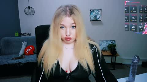 juli kisss online show from January 18, 2025, 9:24 pm