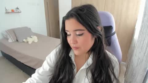 Snapshot of juli_santos_22 chatting on January 13, 2025, 8:15 pm juli_santos_22 online show from January 13, 2025, 8:15 pm