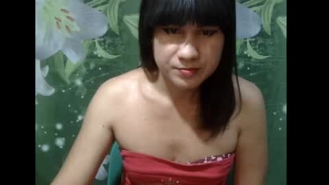 JULIA online show from May 11, 2026, 4:04 pm