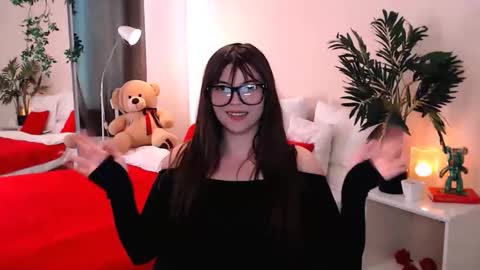 julia485262 online show from May 20, 2026, 1:50 pm
