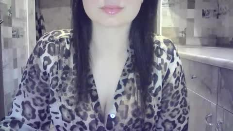 Snapshot of julia69009 chatting on May 26, 2026, 7:54 pm julia69009 online show from May 26, 2026, 7:54 pm