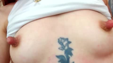 Snapshot of julia__jae chatting on October 8, 2025, 6:11 am JuliaJae online show from October 8, 2025, 6:11 am