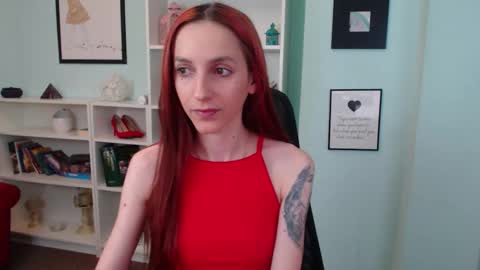 Snapshot of julia__jae chatting on October 22, 2025, 6:35 am JuliaJae online show from October 22, 2025, 6:35 am