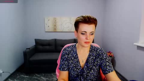 Snapshot of julia_wilsons chatting on February 16, 2026, 6:53 am Julia online show from February 16, 2026, 6:53 am