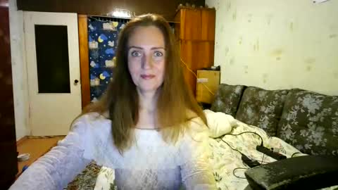 juliaa_foxi online show from November 4, 2025, 5:45 pm