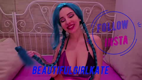 ContentMaker 1 - check my video gallery  online show from January 20, 2025, 12:36 am