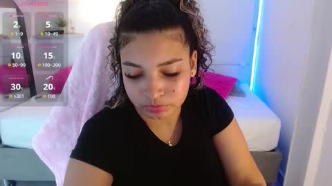 Julia online show from September 11, 2025, 12:16 pm