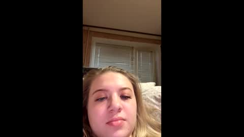 Snapshot of juliacrazy_ chatting on February 6, 2025, 1:54 pm juliacrazy_ online show from February 6, 2025, 1:54 pm