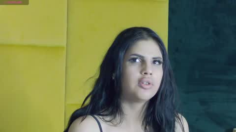 Julia online show from January 20, 2025, 5:26 am
