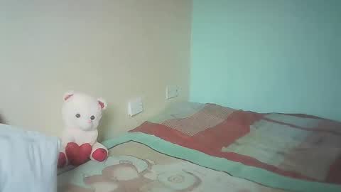 JuliaMack online show from December 12, 2024, 8:32 pm