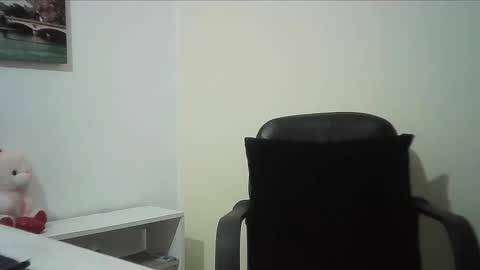 JuliaMack online show from September 11, 2025, 6:30 pm