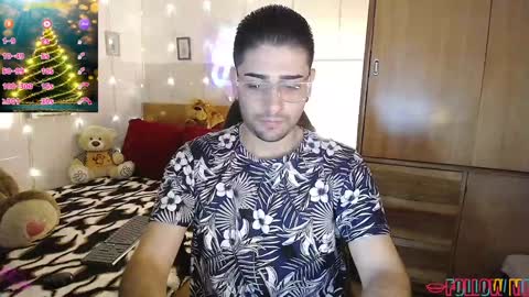 Julian online show from December 5, 2024, 1:47 am