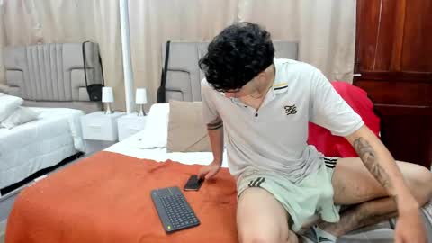 Snapshot of julian_billy chatting on January 3, 2025, 2:51 pm julian billy online show from January 3, 2025, 2:51 pm