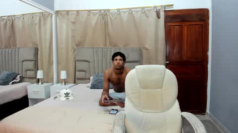 Snapshot of julian_billy chatting on January 17, 2025, 5:30 pm julian billy online show from January 17, 2025, 5:30 pm