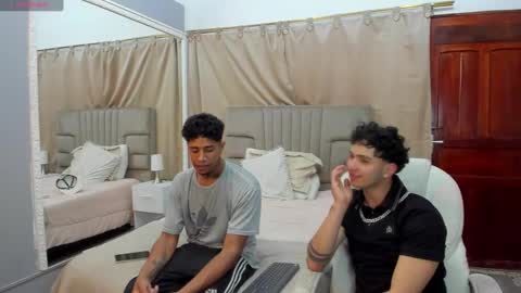 Snapshot of julian_billy chatting on February 19, 2025, 6:10 pm julian billy online show from February 19, 2025, 6:10 pm