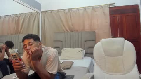 Snapshot of julian_billy chatting on March 3, 2025, 2:26 pm julian billy online show from March 3, 2025, 2:26 pm