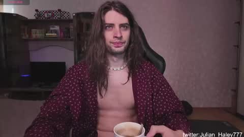 Snapshot of julian_cassablanca chatting on April 23, 2026, 3:30 am julian_cassablanca online show from April 23, 2026, 3:30 am
