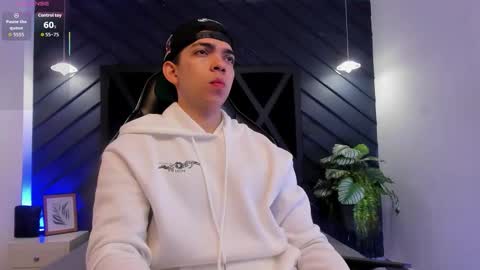 JULIAN  online show from January 14, 2026, 11:16 am