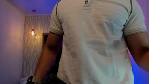 JULIAN  online show from March 22, 2026, 3:04 pm