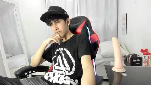 Julian online show from March 16, 2026, 8:24 pm