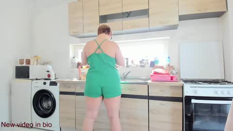 juliana35 online show from February 19, 2025, 11:06 am