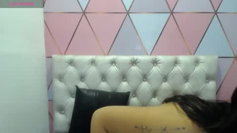 Snapshot of juliana_boobx chatting on March 8, 2025, 11:27 am Juli online show from March 8, 2025, 11:27 am