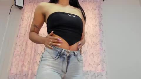 Snapshot of juliana_ls chatting on September 27, 2025, 2:11 pm Juliana online show from September 27, 2025, 2:11 pm