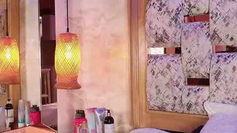 juliana_mendez25 online show from October 10, 2025, 8:30 pm