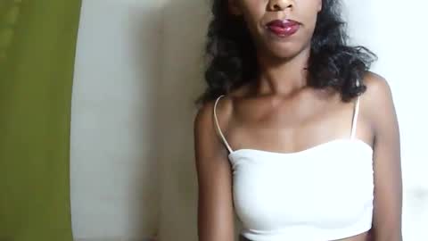 Snapshot of julianahsexy27 chatting on February 17, 2026, 7:31 pm Nathie online show from February 17, 2026, 7:31 pm