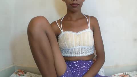 Snapshot of julianahsexy27 chatting on February 26, 2026, 10:03 am Nathie online show from February 26, 2026, 10:03 am