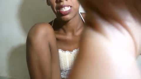 Snapshot of julianahsexy27 chatting on February 27, 2026, 2:50 pm Nathie online show from February 27, 2026, 2:50 pm