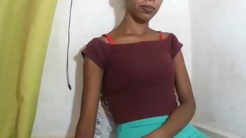 Snapshot of julianahsexy27 chatting on February 28, 2026, 11:22 am Nathie online show from February 28, 2026, 11:22 am