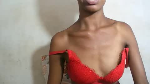 Snapshot of julianahsexy27 chatting on March 1, 2026, 2:08 pm Nathie online show from March 1, 2026, 2:08 pm