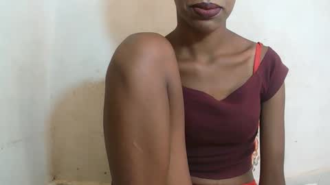 Snapshot of julianahsexy27 chatting on March 2, 2026, 12:34 pm Nathie online show from March 2, 2026, 12:34 pm