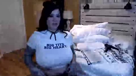 Texas Mamasita online show from March 6, 2025, 6:37 pm