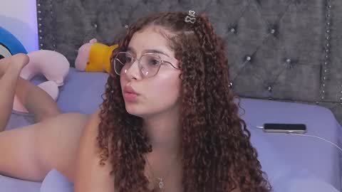Juliane online show from December 17, 2024, 3:39 am