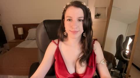 Julianne online show from March 9, 2025, 7:56 am