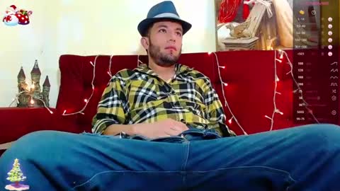 Call me  Juliano independent model online show from December 29, 2024, 7:39 am