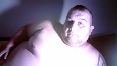 Snapshot of julianoparno chatting on December 12, 2024, 8:32 pm Juliano online show from December 12, 2024, 8:32 pm