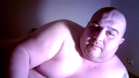Snapshot of julianoparno chatting on January 1, 2025, 5:55 pm Juliano online show from January 1, 2025, 5:55 pm