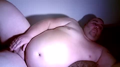 Snapshot of julianoparno chatting on January 8, 2025, 9:34 pm Juliano online show from January 8, 2025, 9:34 pm