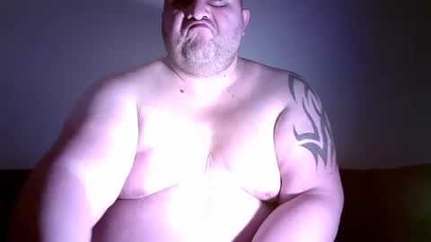 Snapshot of julianoparno chatting on January 15, 2025, 12:30 am Juliano online show from January 15, 2025, 12:30 am