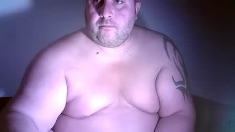 Snapshot of julianoparno chatting on October 5, 2025, 1:37 am Juliano online show from October 5, 2025, 1:37 am