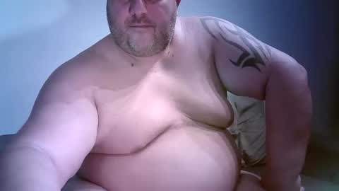 Snapshot of julianoparno chatting on October 19, 2025, 1:56 pm Juliano online show from October 19, 2025, 1:56 pm