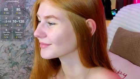 Julia online show from September 26, 2025, 4:05 am